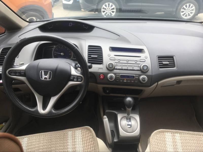 2010思域二手现在值多少钱,2010本田思域二手车值得买吗