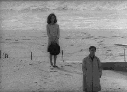 鐢熸椿鐨勭柌鎯埍鎯呯殑鐙肩媹涓嶅牚,鐖辨儏閲岀嫾鐙堜笉鍫殑鏍峰瓙