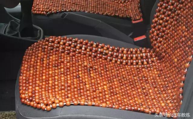 夏天汽车坐垫什么材质的凉快,汽车冰丝坐垫到底是什么材质