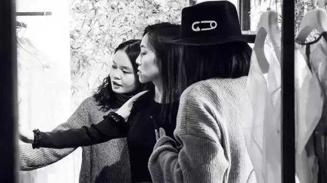 时尚买手这种专业，光鲜的背后剩下的是什么？