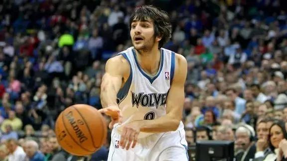 控球后卫怎么训练传球和意识,控卫传球技巧教学