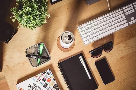 电脑桌面图标怎么恢复正常,怎样把电脑桌面的图标变小