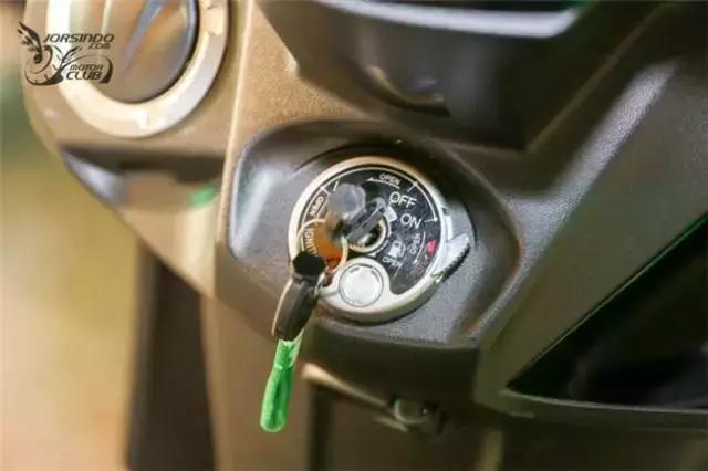 摩托车亏电不求人,左老师告诉你一个小技巧