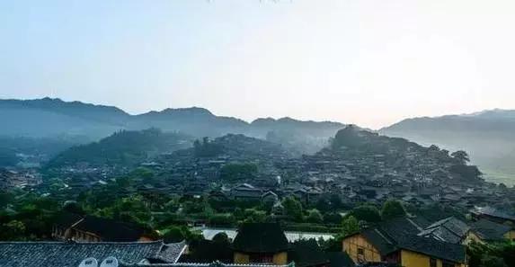 苗族和犹太人,苗族一个神秘且色彩斑斓的民族