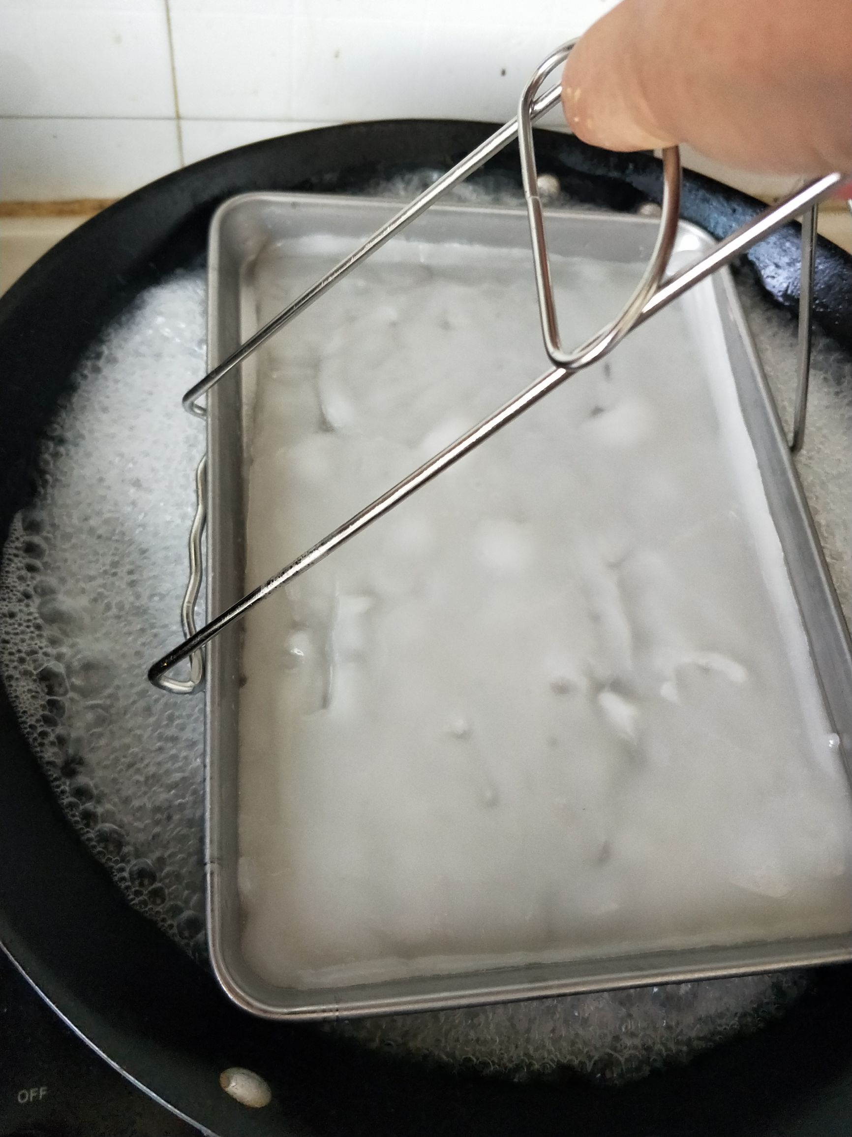 广州蛋肠粉早餐做法,美食广州肠粉制作教程