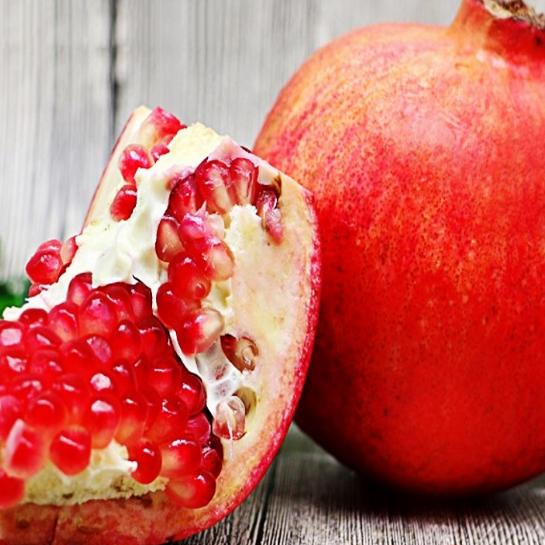 精明女人早就不种花草了，都在种这些果树苗，好看还好吃