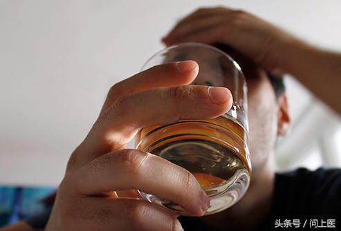 脚部麻木是怎么一回事,脚部肿胀走路就疼是啥原因