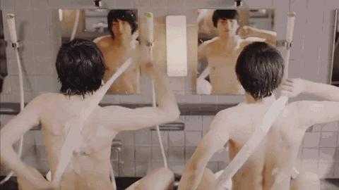 你们那管洗澡搓下来的泥叫什么?我们这叫“人渣”