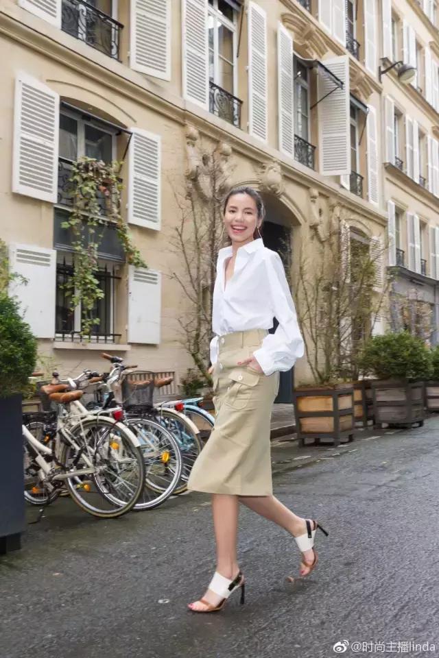 大嘴短发被讽“怪物”,如今逆袭时尚圈第一宠儿