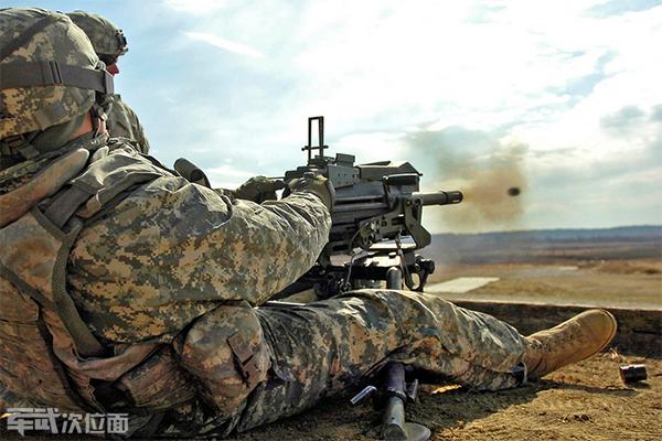 长得像枪的防空机枪,长得像枪一样的炮仗