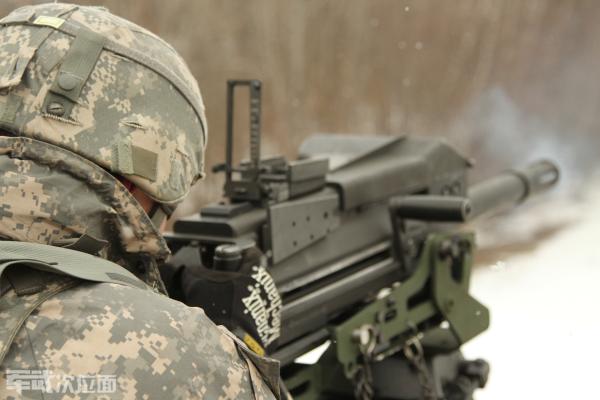 长得像枪的防空机枪,长得像枪一样的炮仗