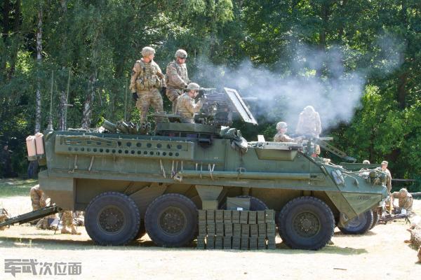 长得像枪的防空机枪,长得像枪一样的炮仗