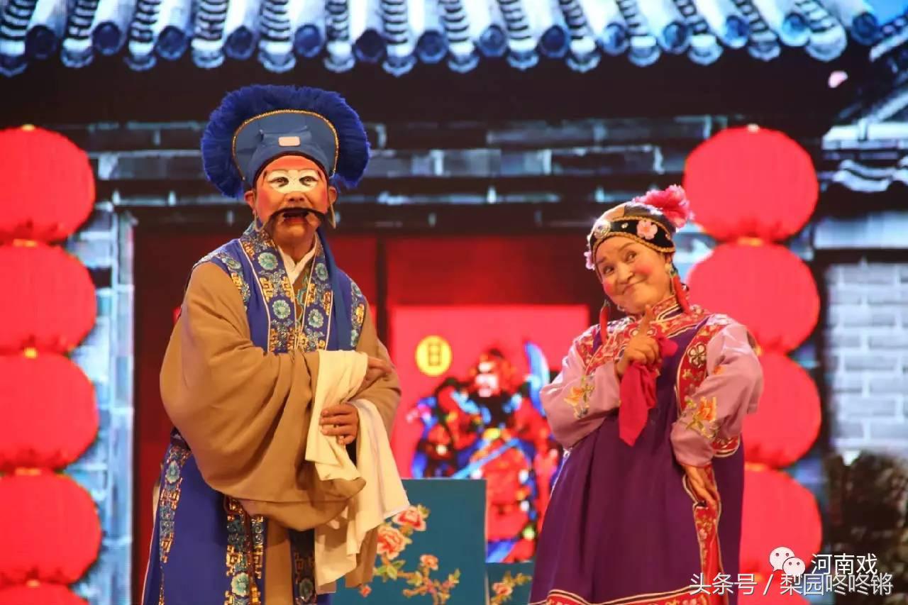 笑星张晓英戏曲小品全集,张晓英戏曲小品大全搞笑版