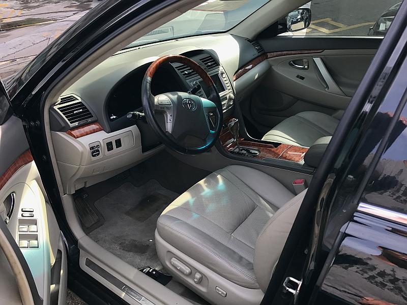 07年的凯美瑞2.4二手多少钱,2017年款凯美瑞2.0豪华版二手价格