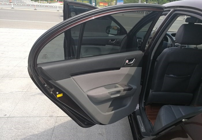 帝豪9万左右,9万多的吉利帝豪