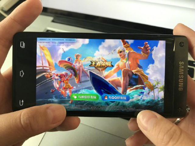 这才是三星真正的“机皇”，一部能买三部S8，土豪专属旗舰