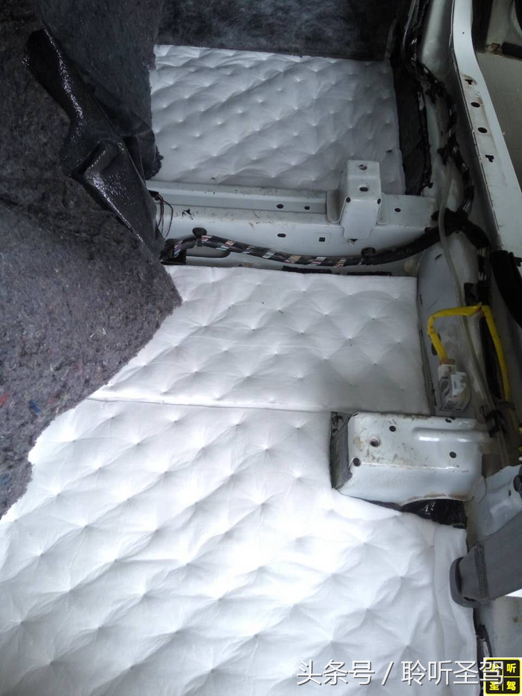 铃木SX4隔音升级，炎炎夏日赶紧给爱车做做隔音隔热吧！