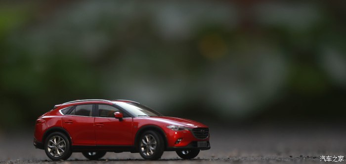 新款马自达cx-4车模型,马自达cx-4后备箱细节图