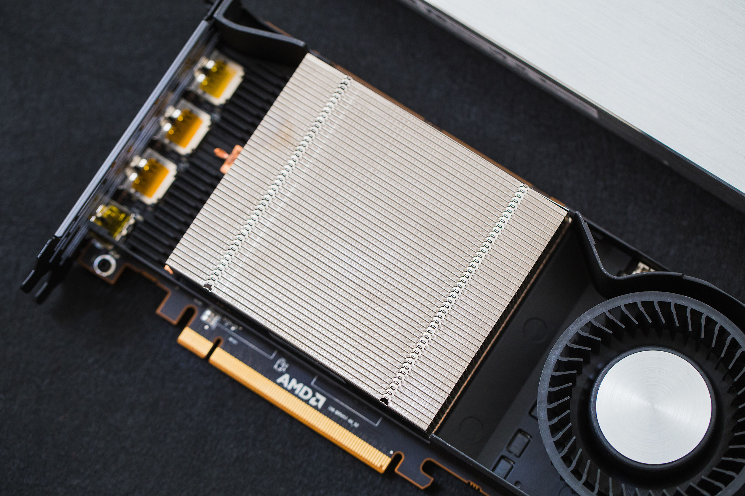 radeonvega10显卡怎么样,radeonvega11graphics显卡怎么样