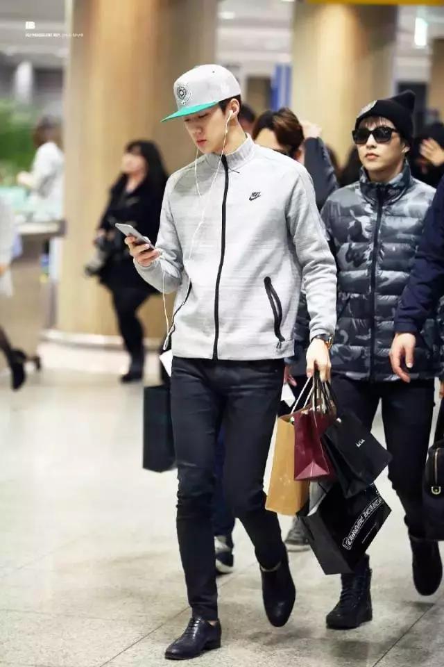 有钱了有钱了，我都不知道怎么花！此处应该艾特EXO