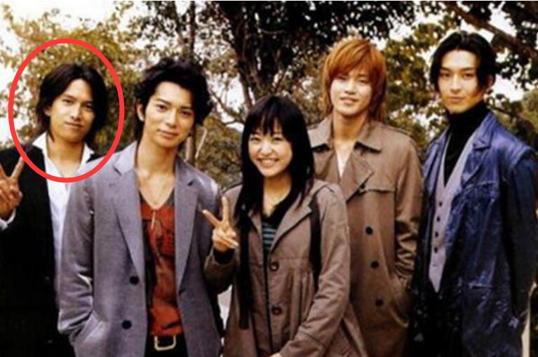 黑龙江出生,演过日版流星花园,娶中国小演员,后出轨日本女星