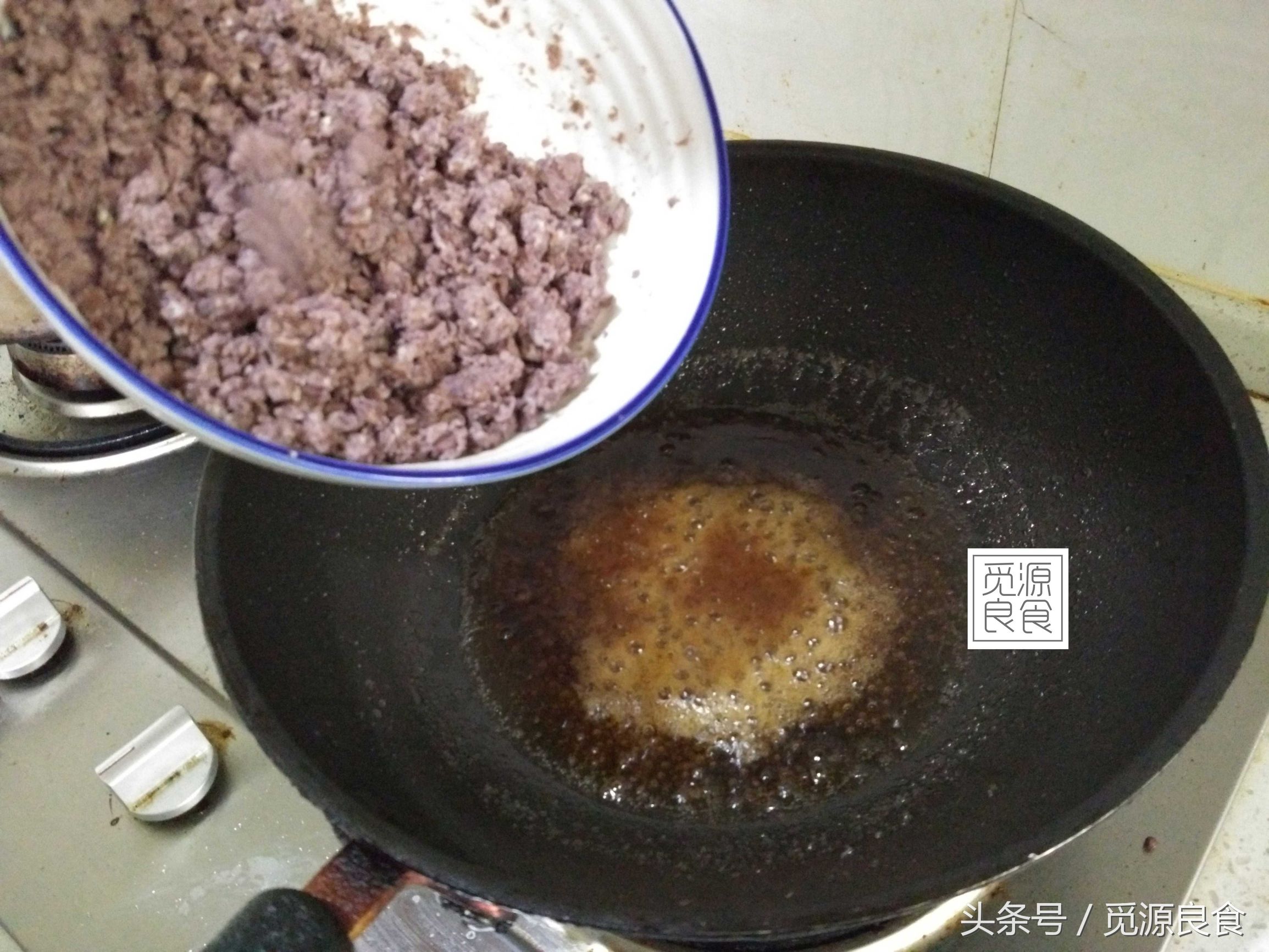 红豆沙变绵软,红豆沙甜一点用什么方法解决