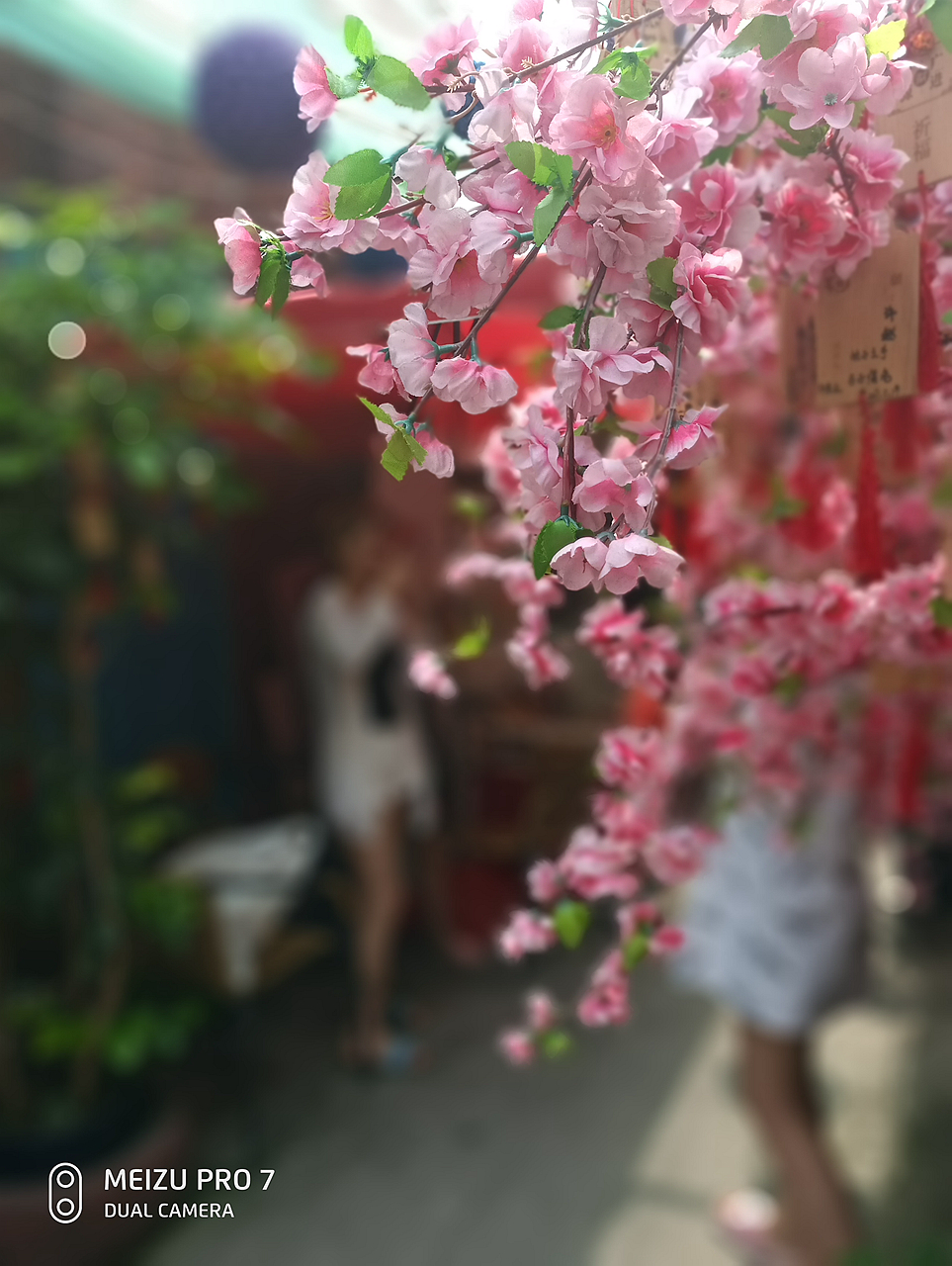 创新还是噱头？魅族PRO7究竟是一款怎样的手机？