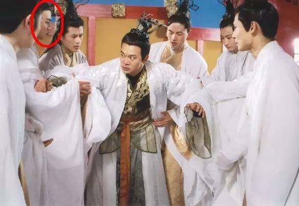 周一围耍帅,周一围是帅哥