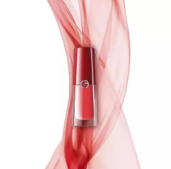 口红哪些斩男色,哪些口红颜色贴近斩男妆