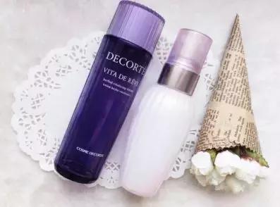 黛珂紫苏水和ipsa流金水哪个好用,ipsa流金水和黛珂紫苏水哪个好