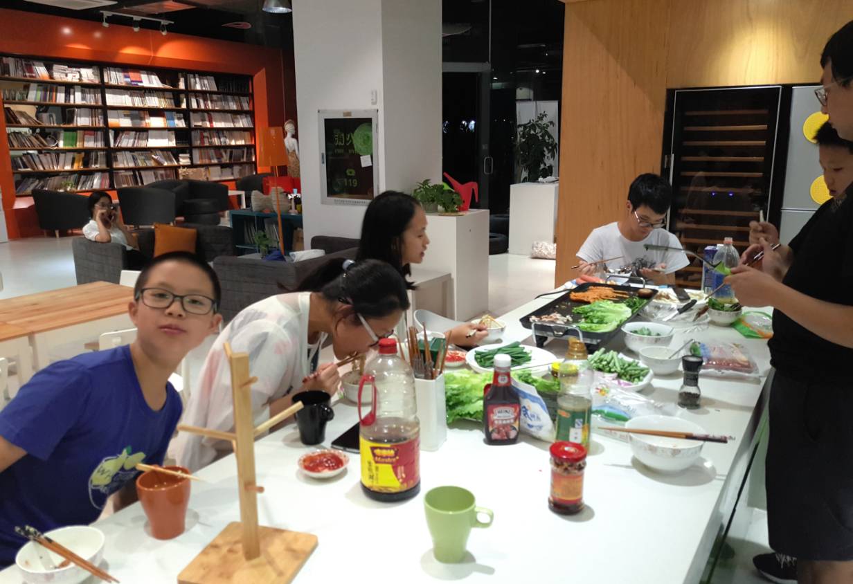 闭门造车主题营回顾——创我所想，看孩子们如何创造智能机器人！