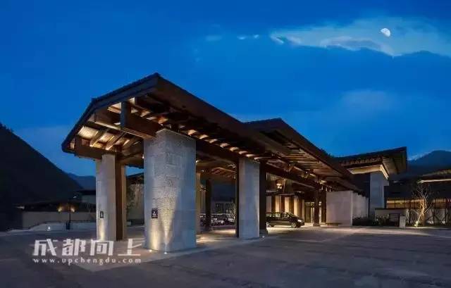 九寨沟诺日朗中心能住宿吗,九寨沟火花海修复3年后开放