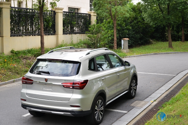 上汽荣威erx5油电混动suv动力,上汽第三代荣威erx5油电混动suv