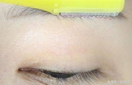 教你正确修眉毛方法最简单的,教你修眉毛