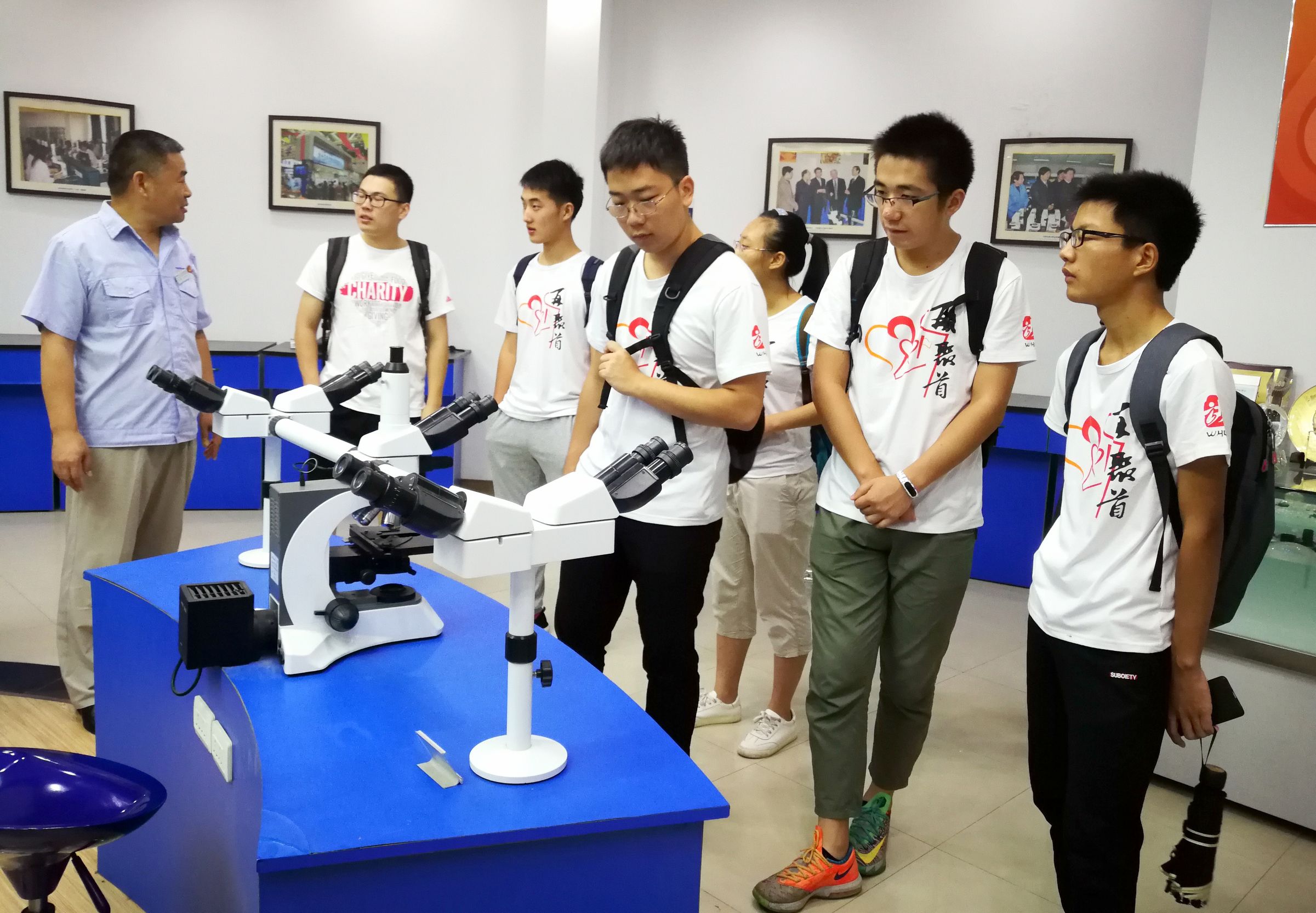 珞珈山同沐自强学风，金陵城共叙校友深情