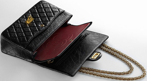 香奈儿小金球包包价格表官网,香奈儿包包好还是lv包包好