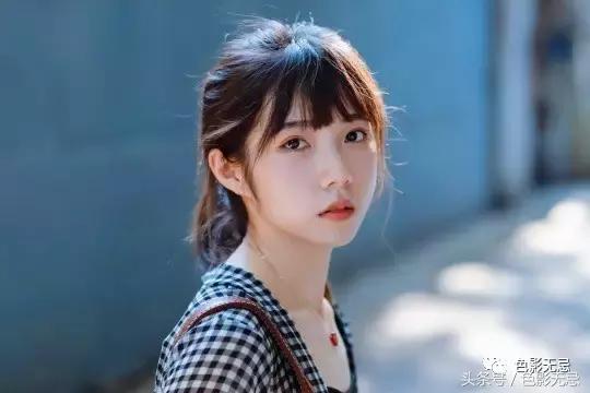 eos6d2照片不够清晰,eos6d2配什么镜头