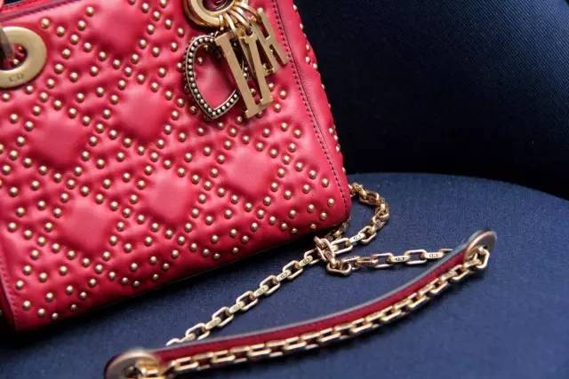 最贵最有意义的七夕节礼物,七夕节不踩坑的礼物推荐