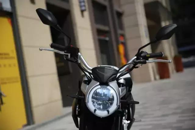 小幽灵ad125摩托评测,小幽灵ad125摩托车