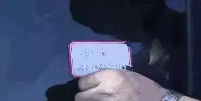 汽车前挡风玻璃划痕修复,30分钟汽车划痕修复