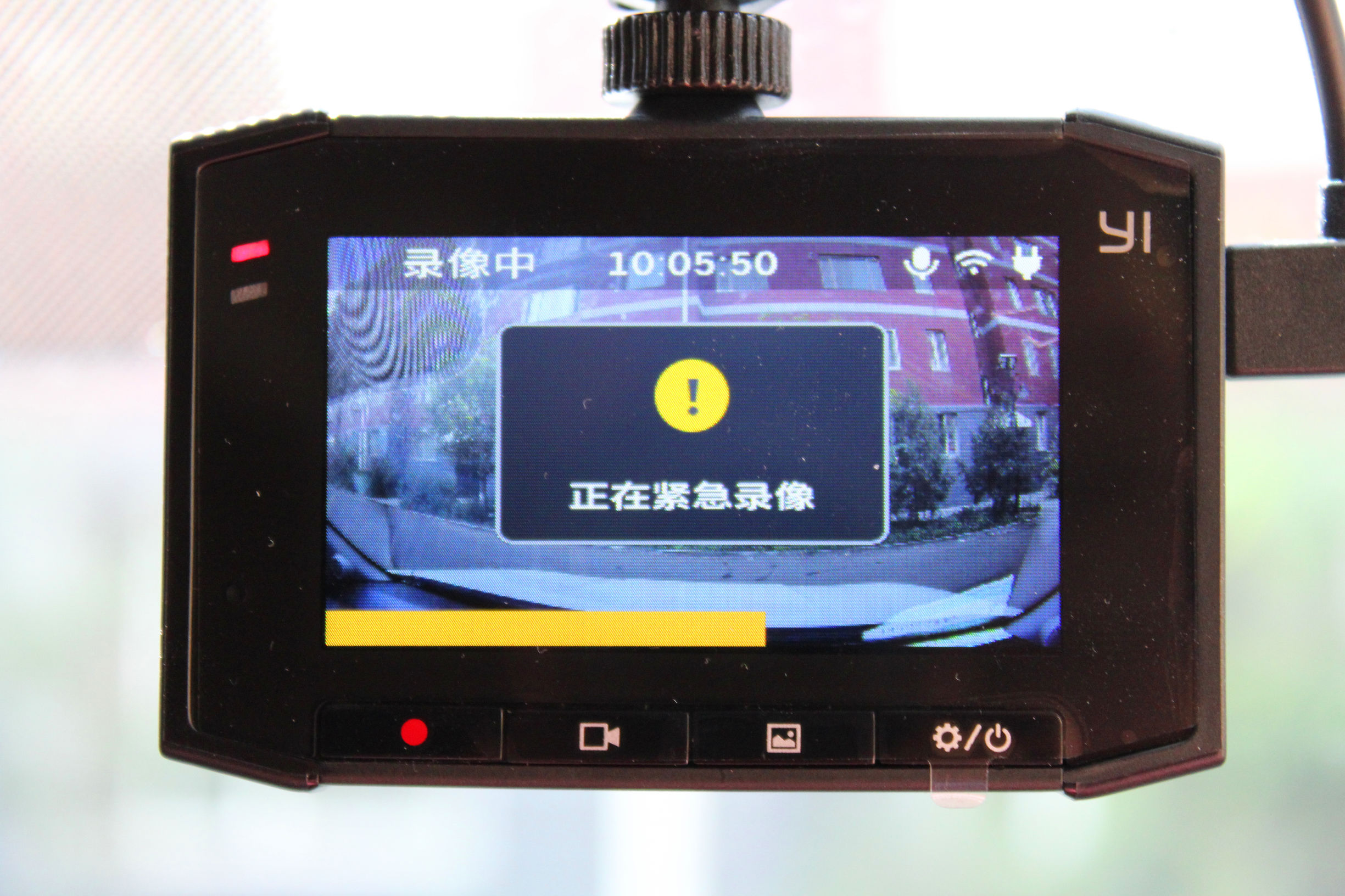 小蚁行车记录仪王者版,小蚁行车记录仪是什么