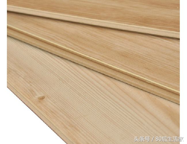 复合地板和木地板哪个好,仿复合木地板的塑料地板