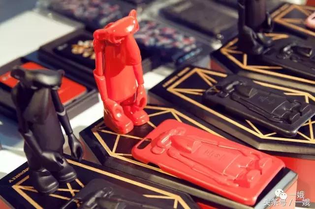 来只打算买潮服，结果种草了这些小玩意