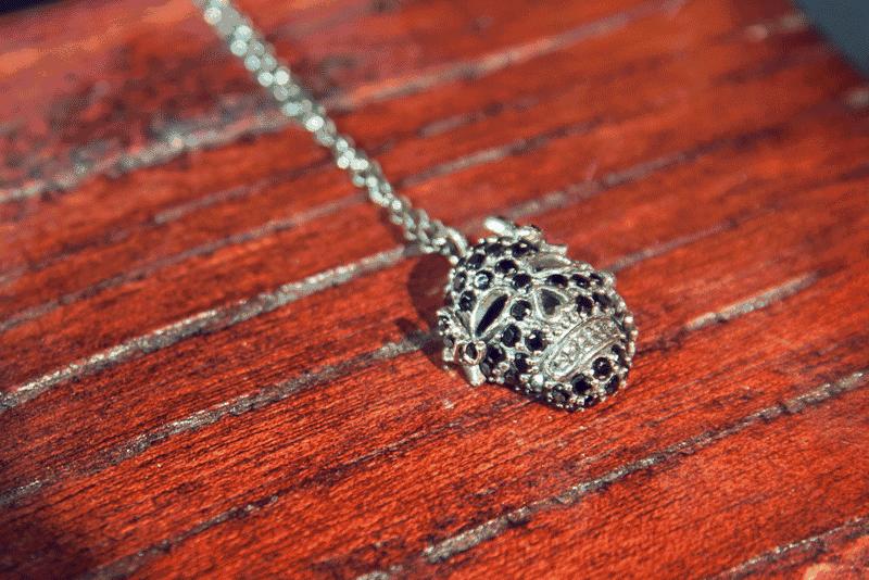 来只打算买潮服，结果种草了这些小玩意