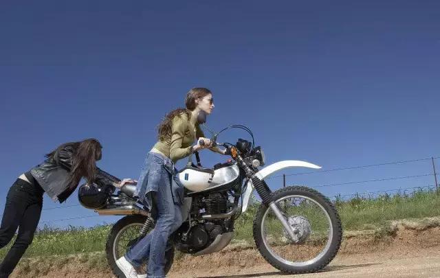 摩托车亏电不求人,左老师告诉你一个小技巧