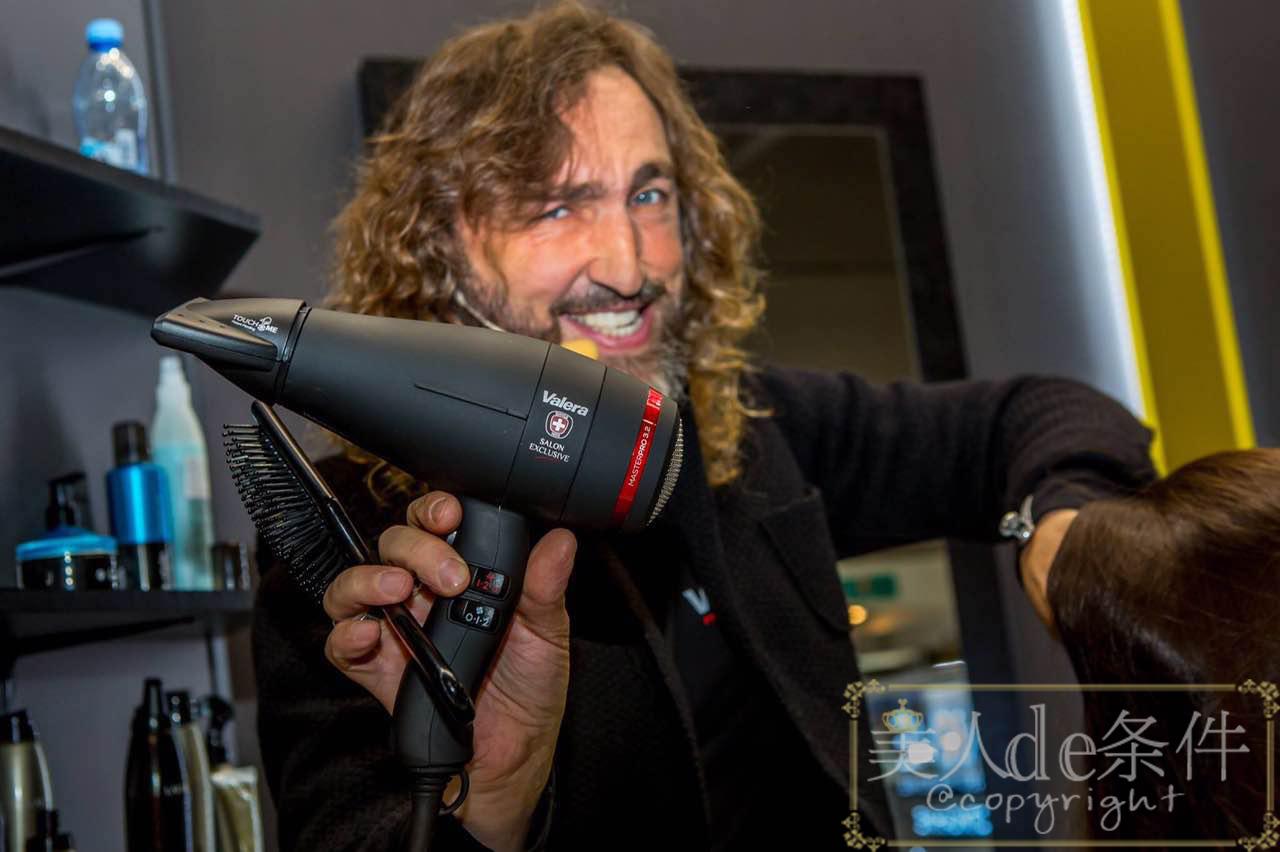 赵薇新发型蓝色,赵薇中餐厅后还有作品吗