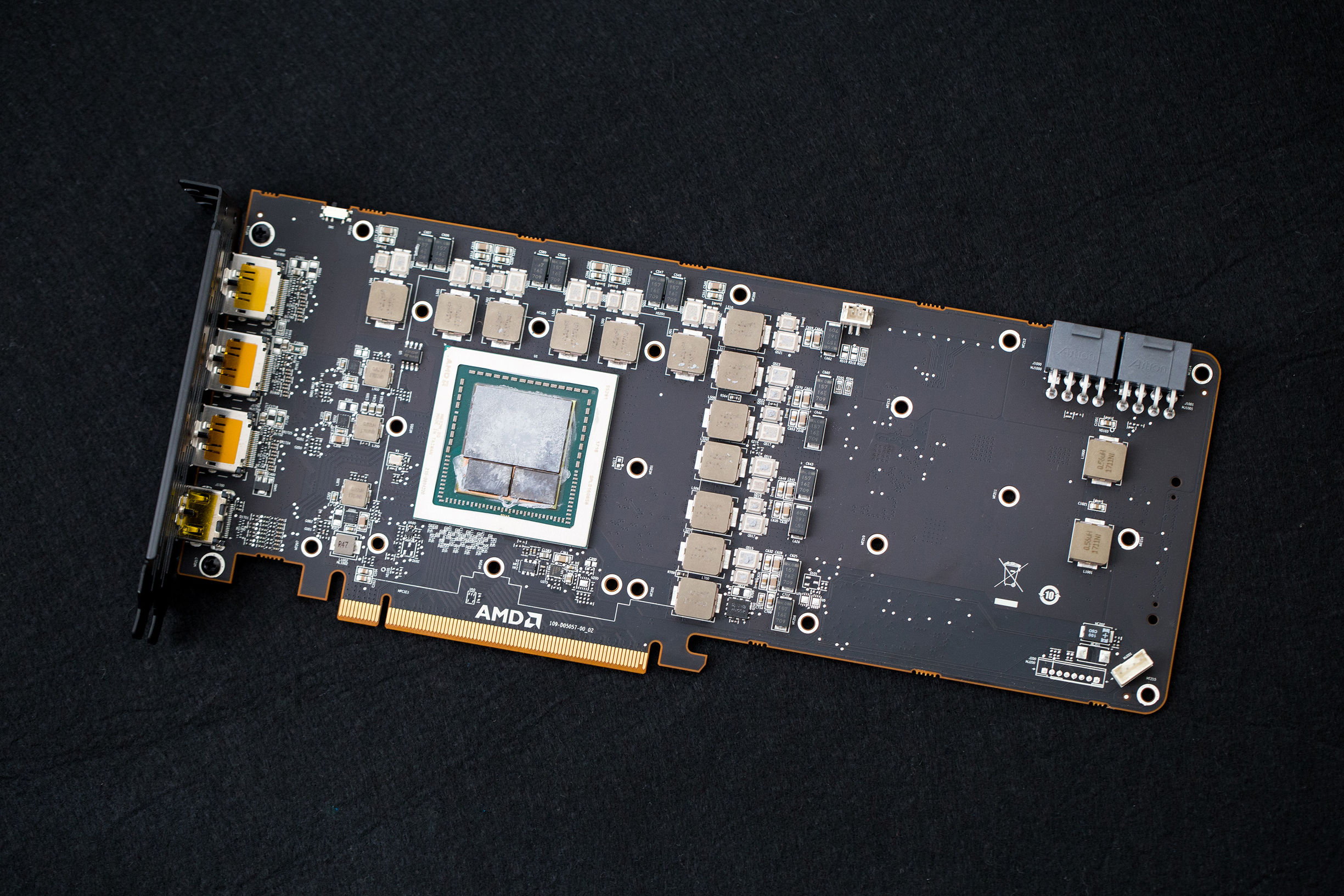 radeonvega10显卡怎么样,radeonvega11graphics显卡怎么样