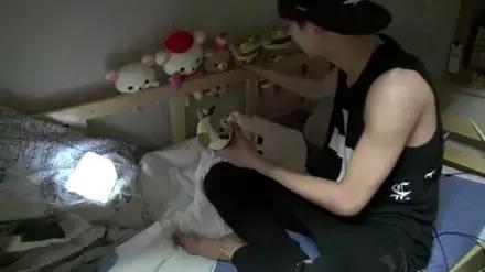 有钱了有钱了，我都不知道怎么花！此处应该艾特EXO