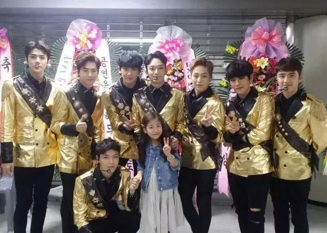 有钱了有钱了，我都不知道怎么花！此处应该艾特EXO