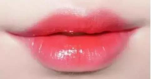 选对口红就是全场的焦点,口红推荐黄皮显白伊丽莎白